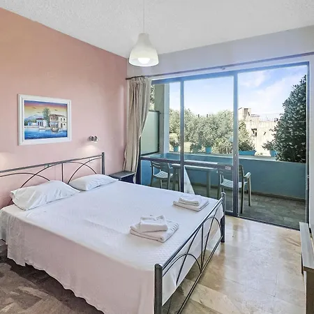 Andromaches Large 2 Appartement Corfu (city)