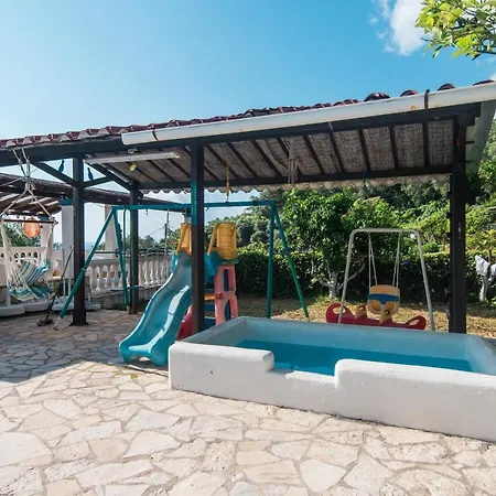 Andromaches Large 2 Διαμέρισμα Αχίλλειο