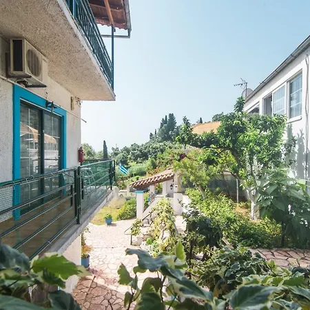 Andromaches Large 2 Apartment